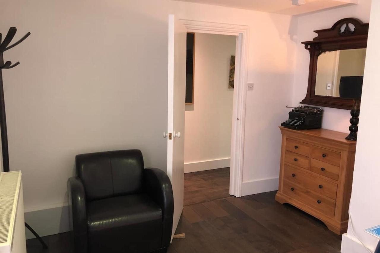 Cozy 2 Bedroom Flat In The Heart Of Apartment Brighton